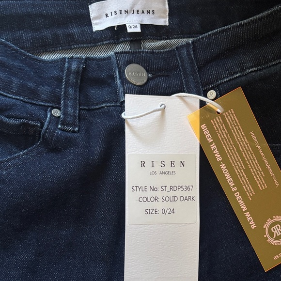 Women's Risen Jeans - Picture 6 of 6